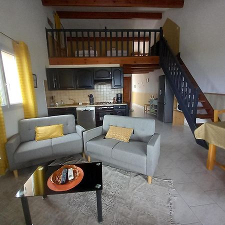 A Casa Di Paulina Apartment Serra di Ferro Bagian luar foto